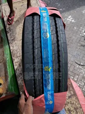 Amberstone Tyre 265/70r19.5