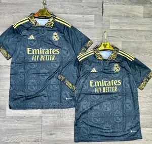 Real Madred Black Limited Edition Kit 23/24
