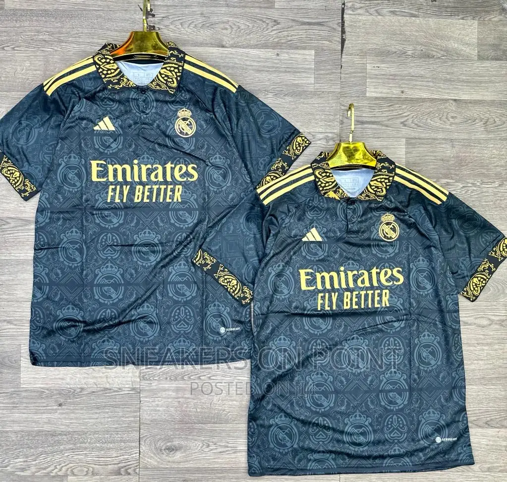 Real Madred Black Limited Edition Kit 23/24