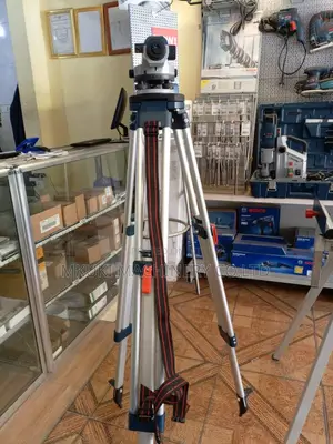 Auto Level Bosch 32D With Tripod Stand Completeavailable