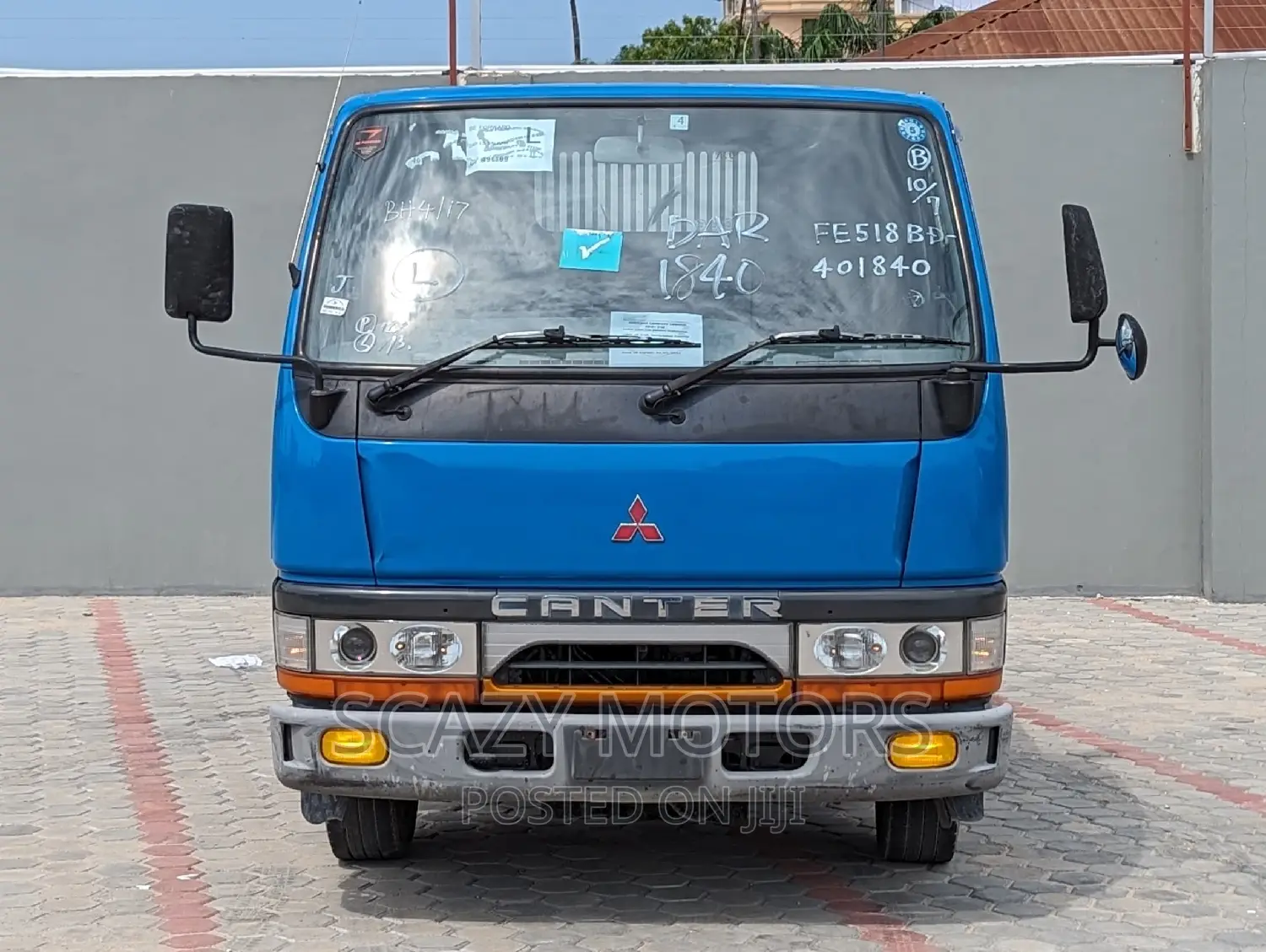 Mistubishi Canter. 1999 Old Model.