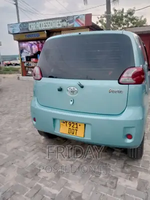 Toyota Porte 1.3 FWD 2005 Blue