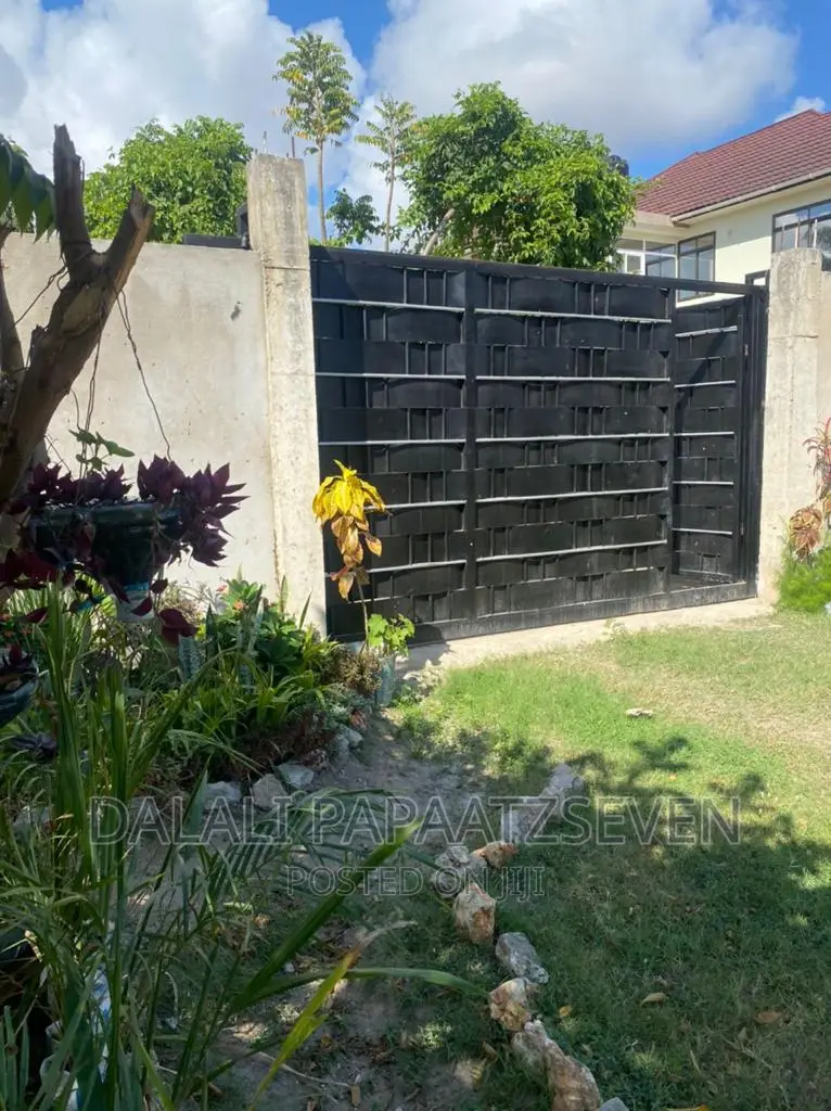 1bdrm Apartment in Dalalipapaatzseven, Mbezi Beach for rent