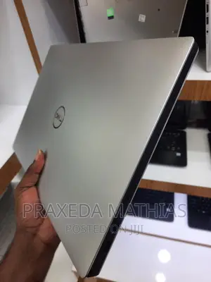 New Laptop Dell Precision 15 5540 16GB Intel Core I7 SSD 512GB