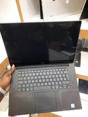 New Laptop Dell Precision 15 5540 16GB Intel Core I7 SSD 512GB