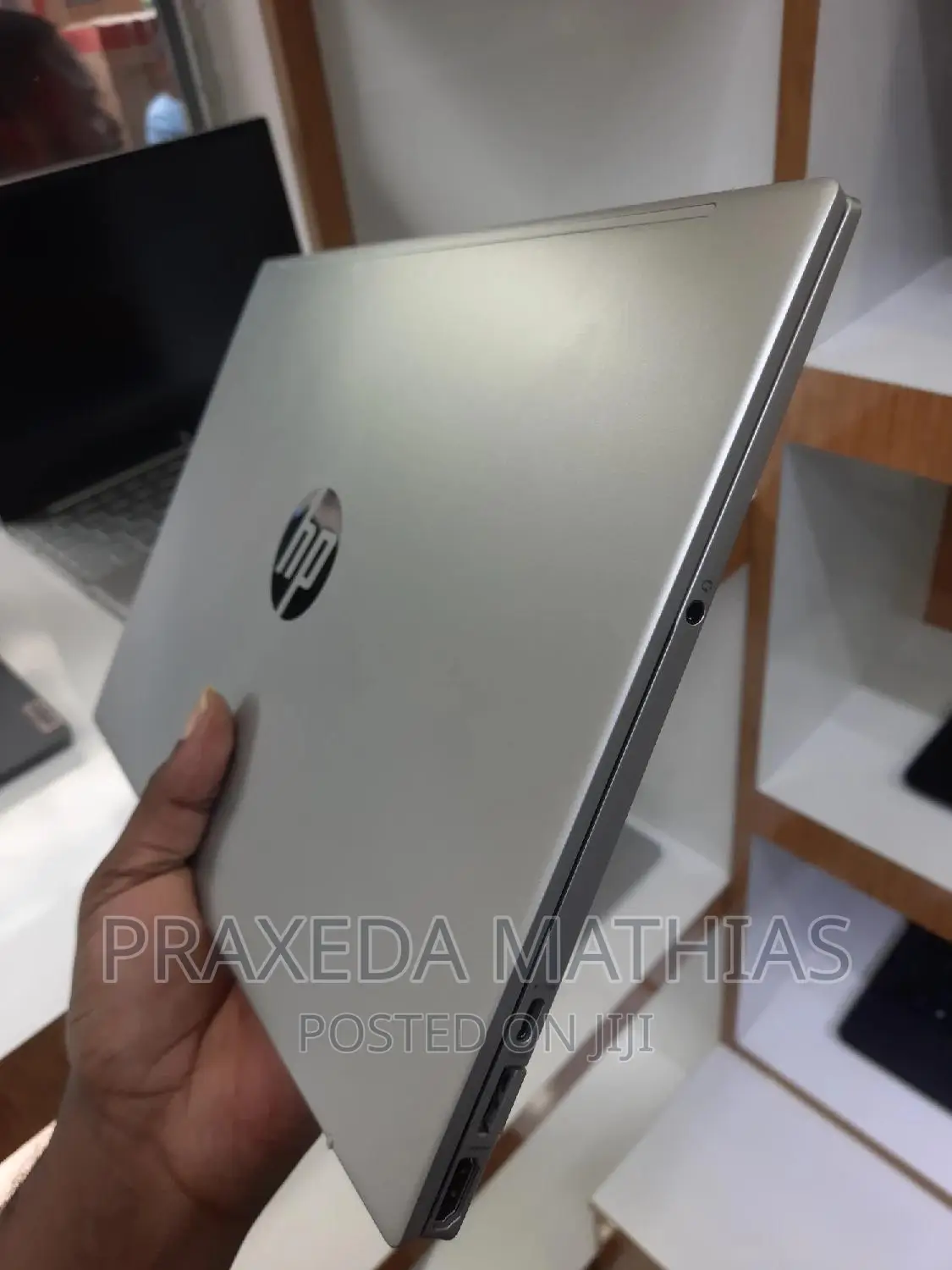 New Laptop HP Pavilion 13 16GB AMD Ryzen 5 SSD 512GB