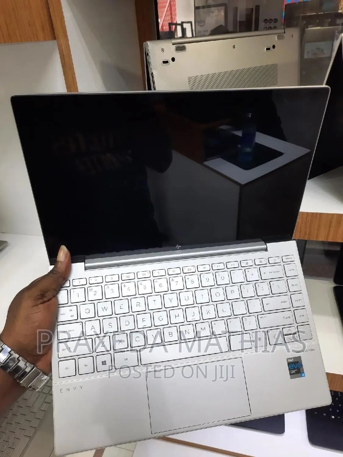New Laptop HP Envy 13 16GB Intel Core I5 SSD 512GB