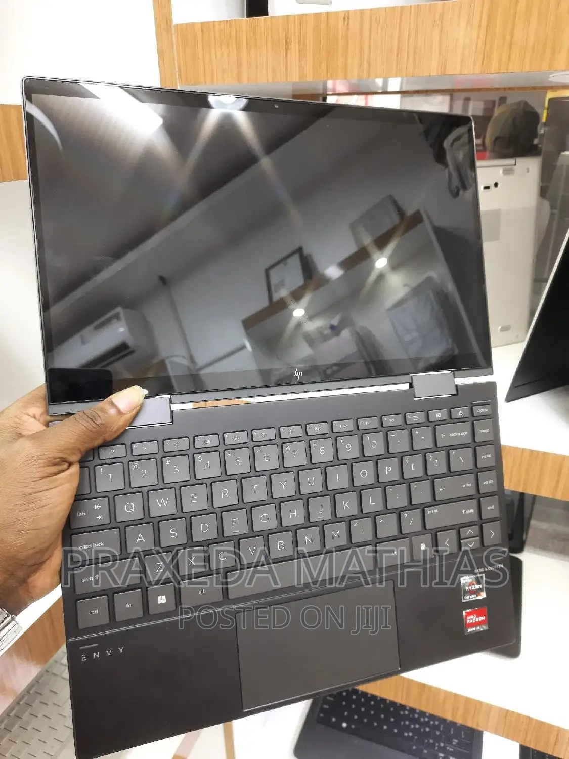 New Laptop HP Envy 13 16GB AMD Ryzen 5 SSD 512GB