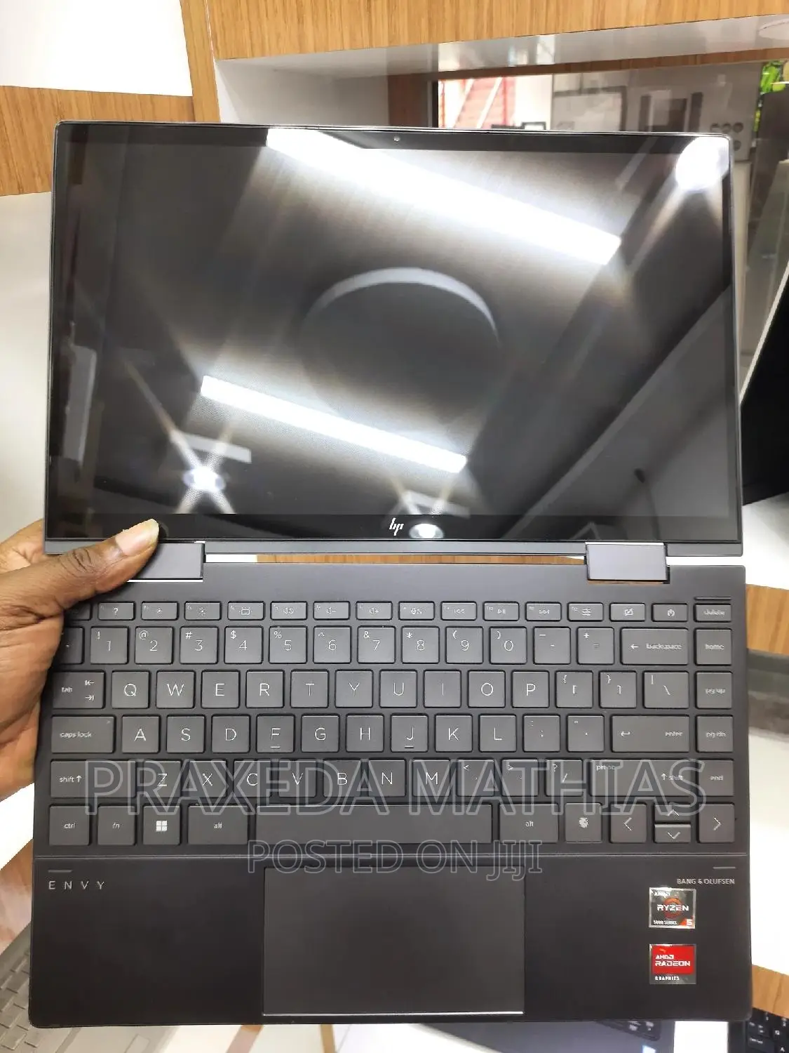 New Laptop HP Envy 13 16GB AMD Ryzen 5 SSD 512GB