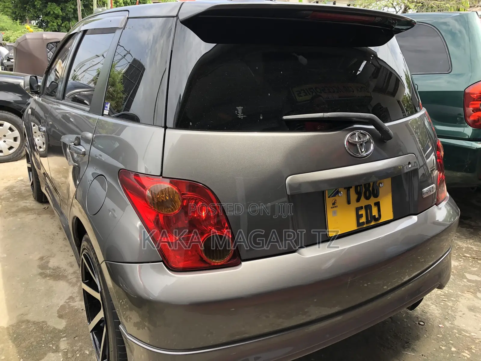 Toyota IST 2004 Gray