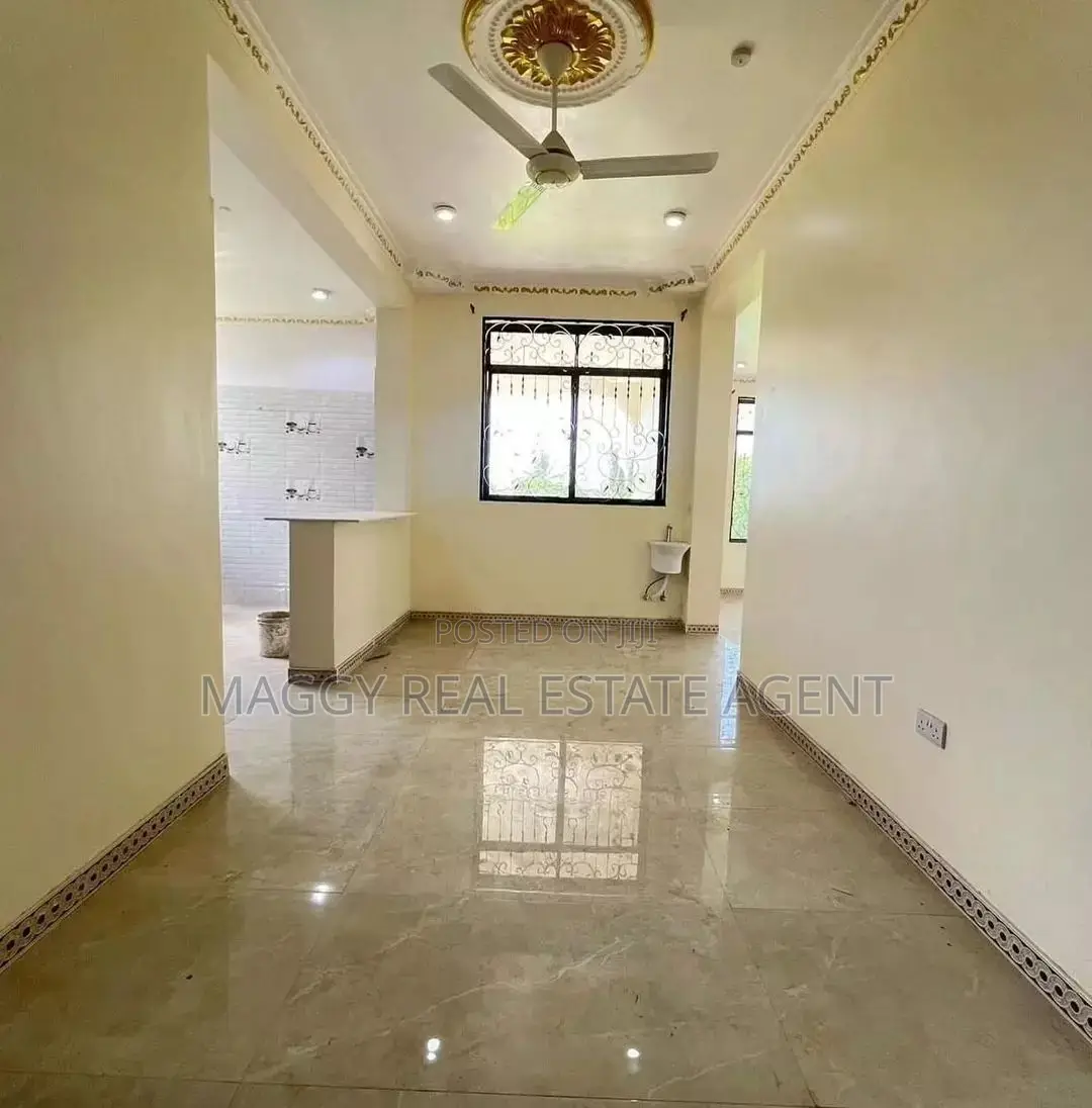 5bdrm House in Ssalala Itpl, Kunduchi for rent
