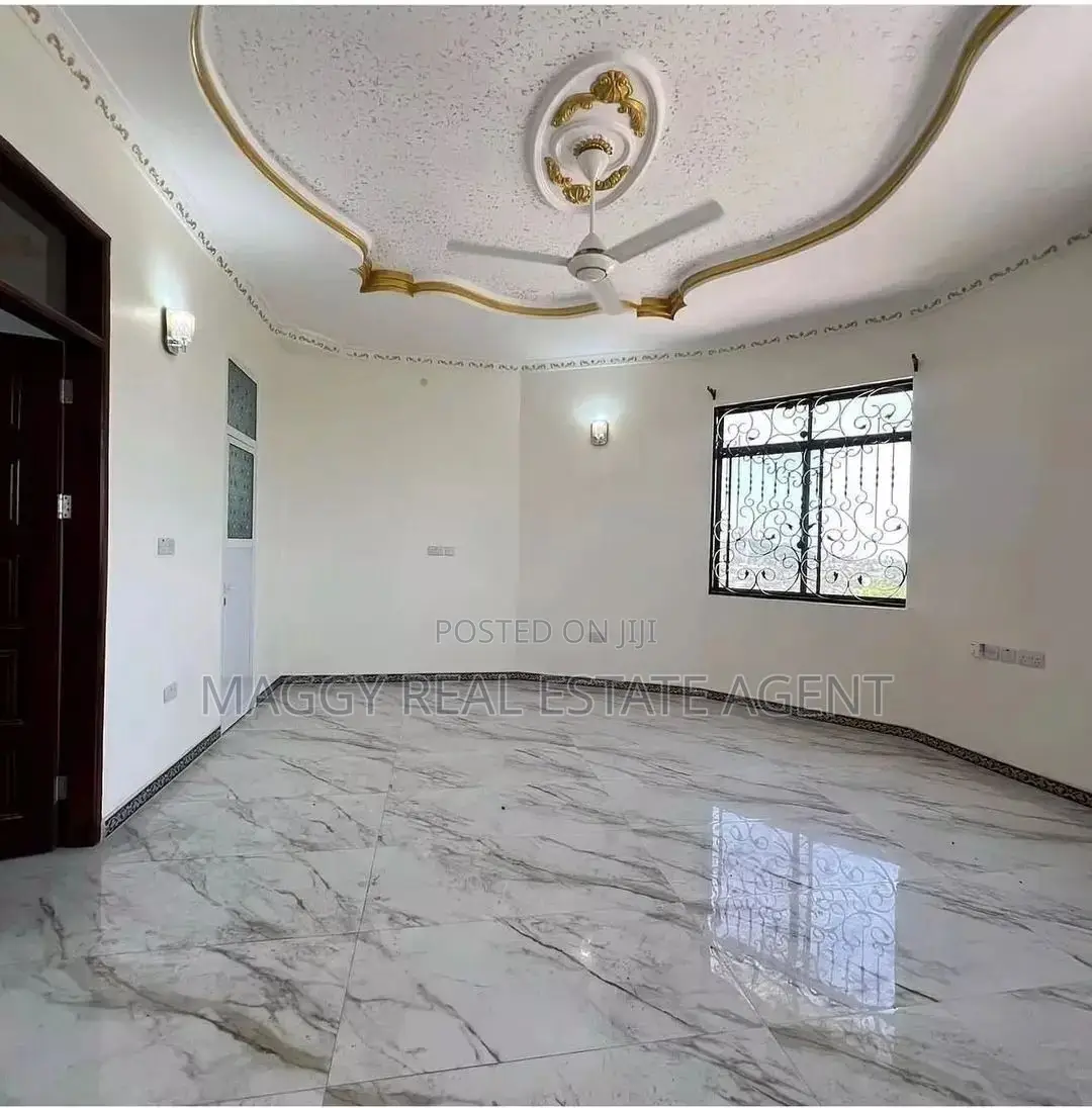 5bdrm House in Ssalala Itpl, Kunduchi for rent