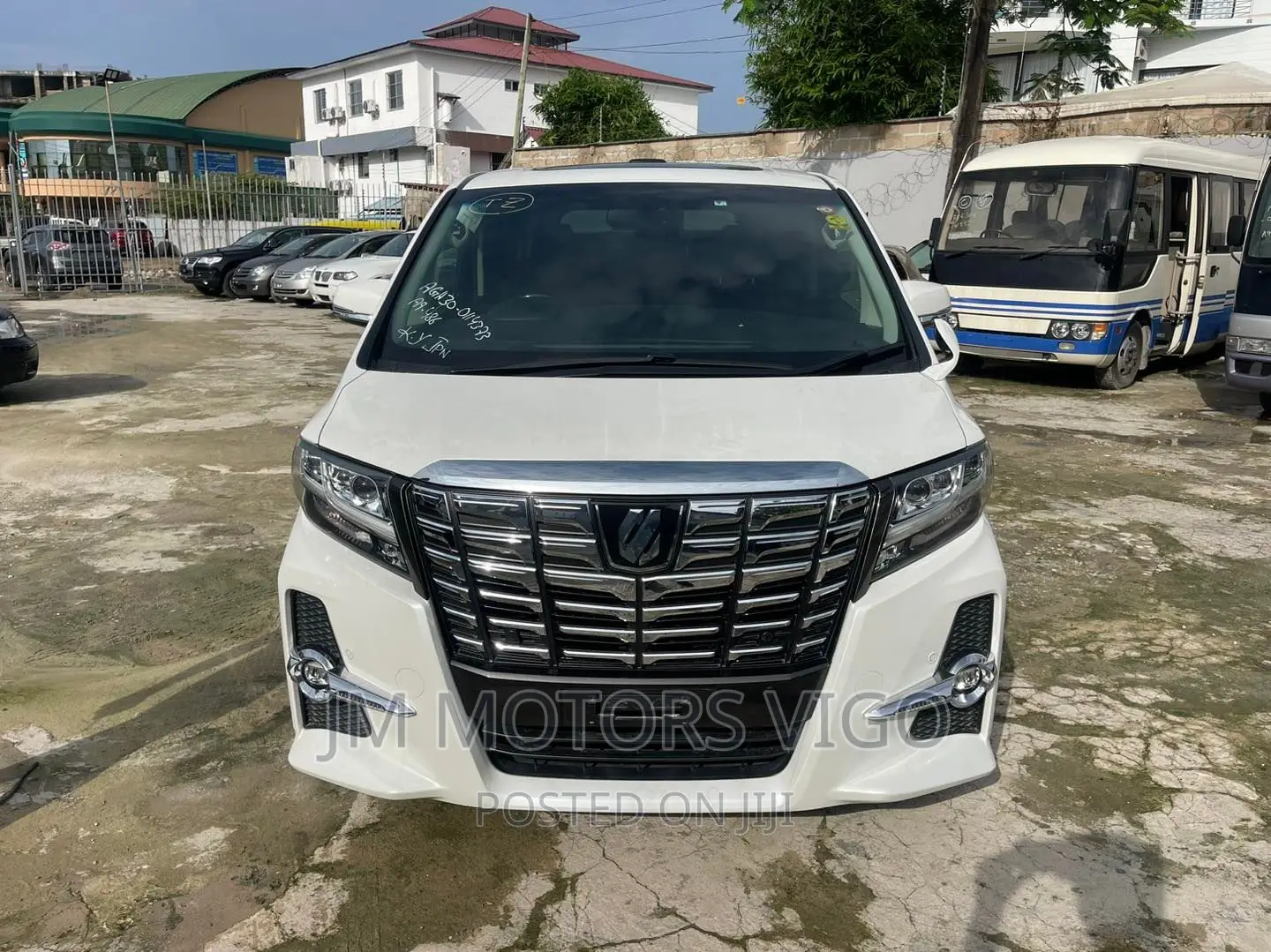 Toyota Alphard 2017 Pearl