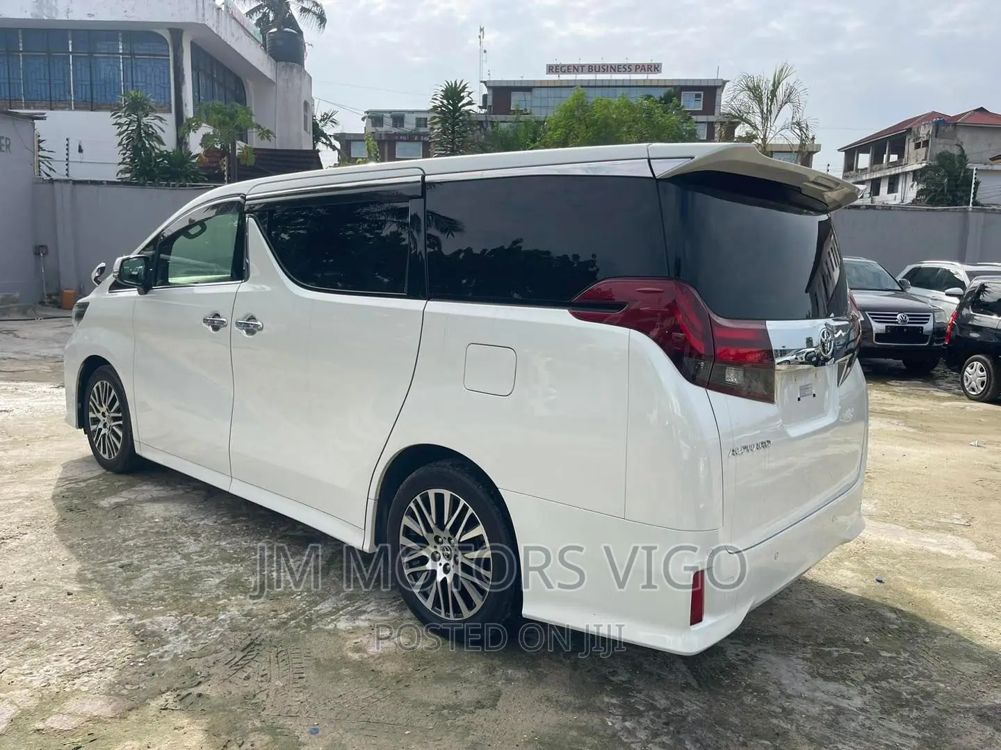 Toyota Alphard 2017 Pearl