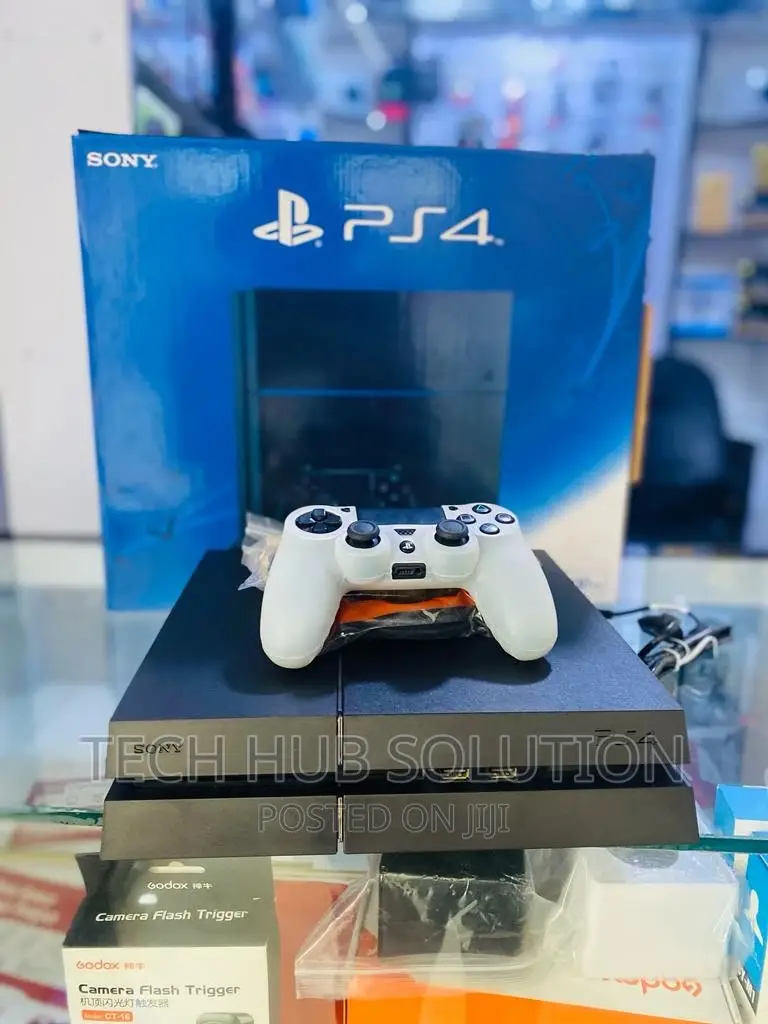 PS4 Gaming Console