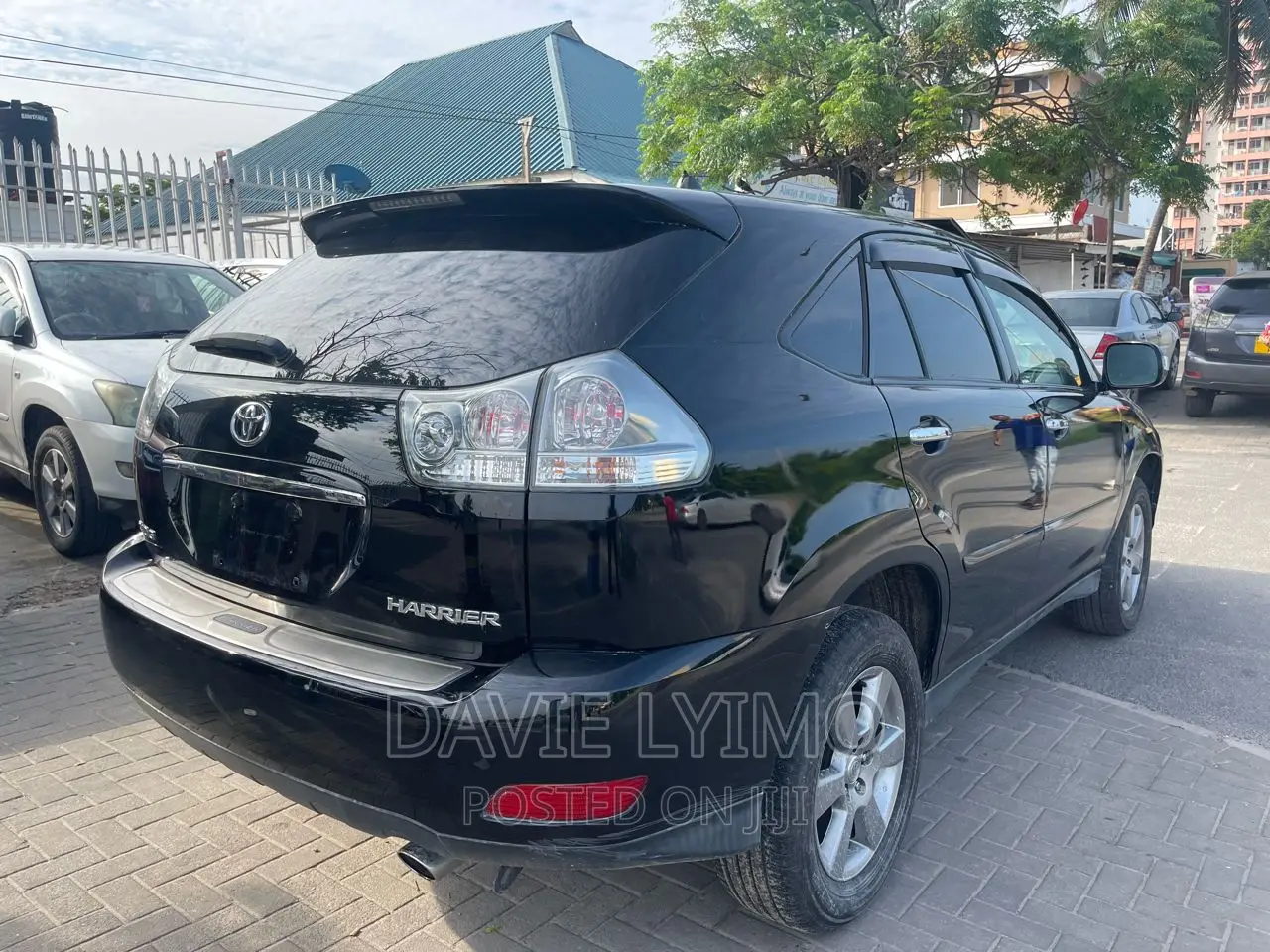 Toyota Harrier 2.4 2009 Black