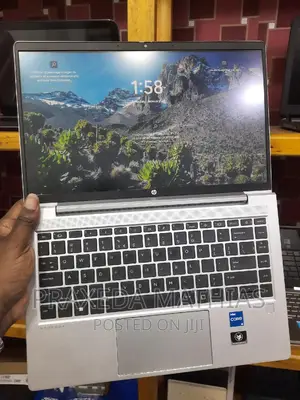 New Laptop HP ProBook 440 G9 16GB Intel Core I5 SSD 512GB