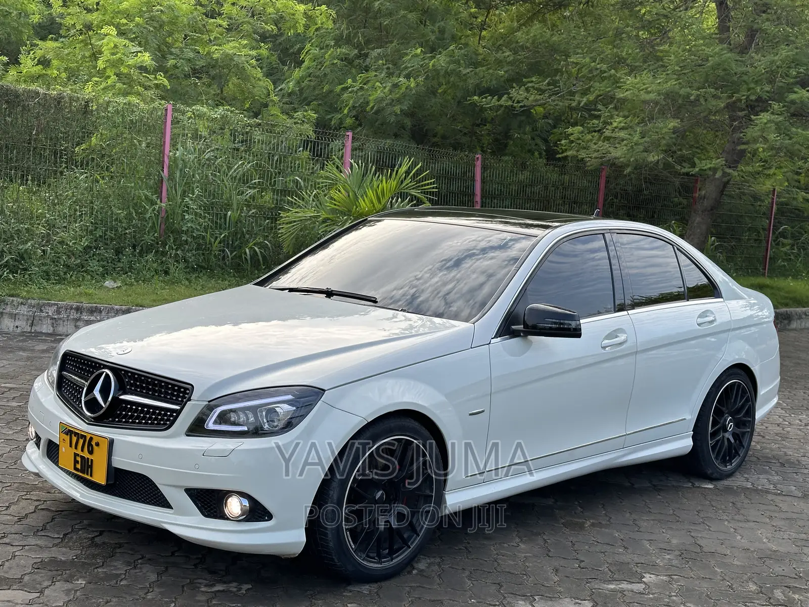 Mercedes-Benz C-Class 2009 White