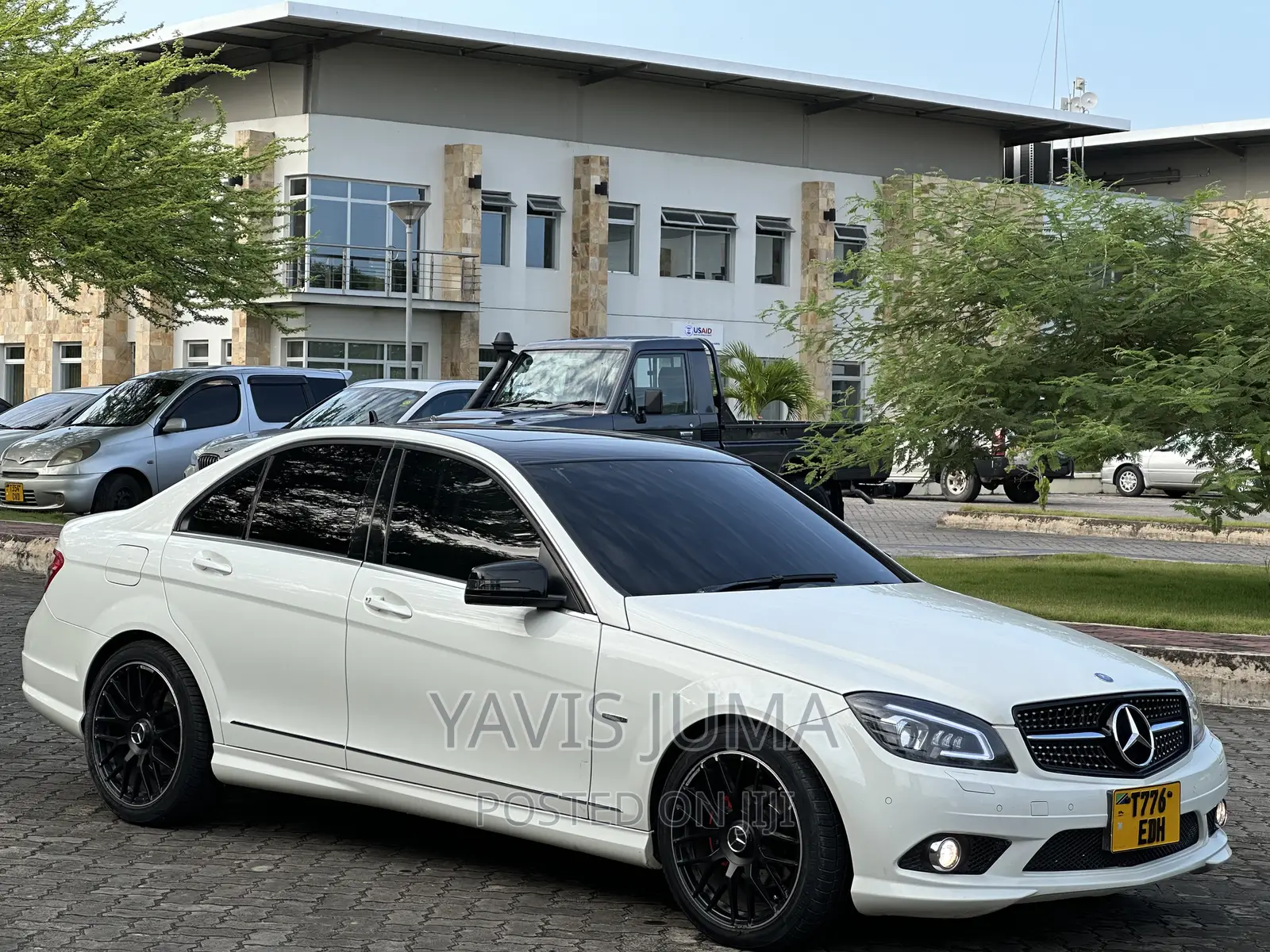 Mercedes-Benz C-Class 2009 White
