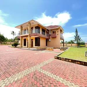5bdrm House in Boko Magengeni, Bunju for rent