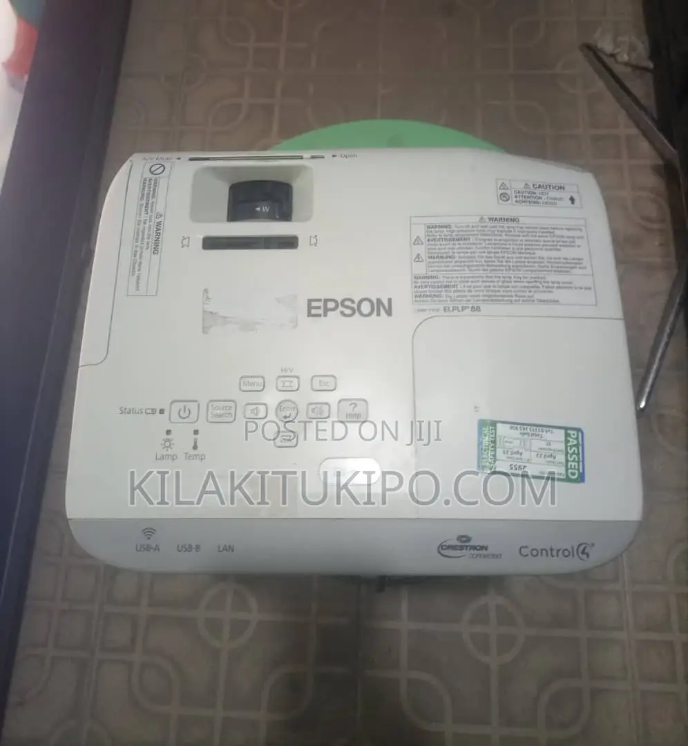 EPSON Projector X27