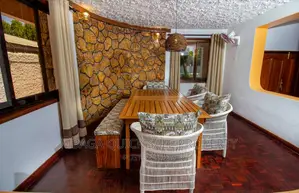 Furnished 4bdrm House in Ada Estate for rent