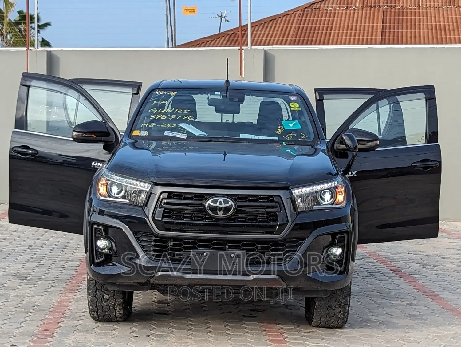 Toyota Hilux 2019 Black