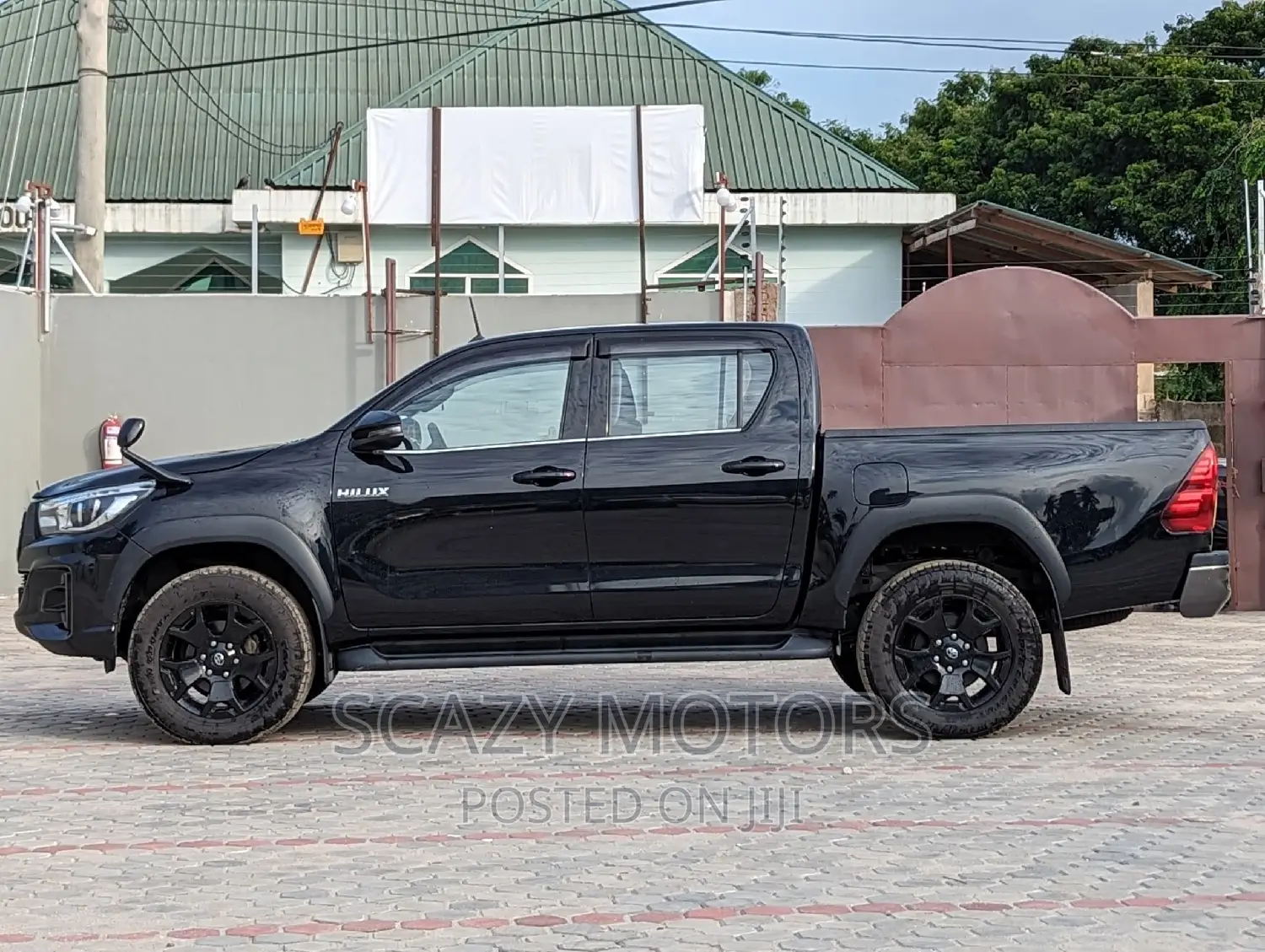 Toyota Hilux 2019 Black