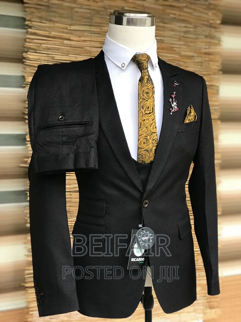 Suti Nyeusi Za Kiume | Men's Black Suit | Three Pieces
