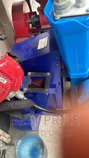 Machine Kusagia Mahindi