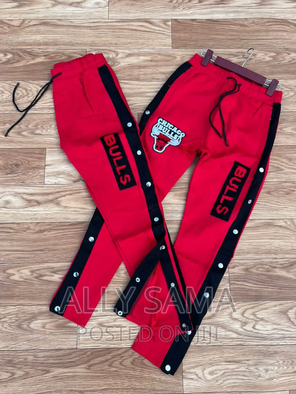 Unisex Track Bulls