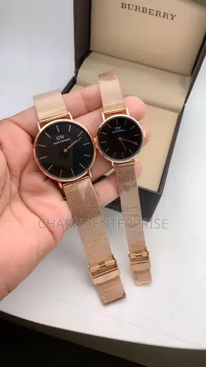 DW DANIELE WELIGHTON* Watch Water Resistant
