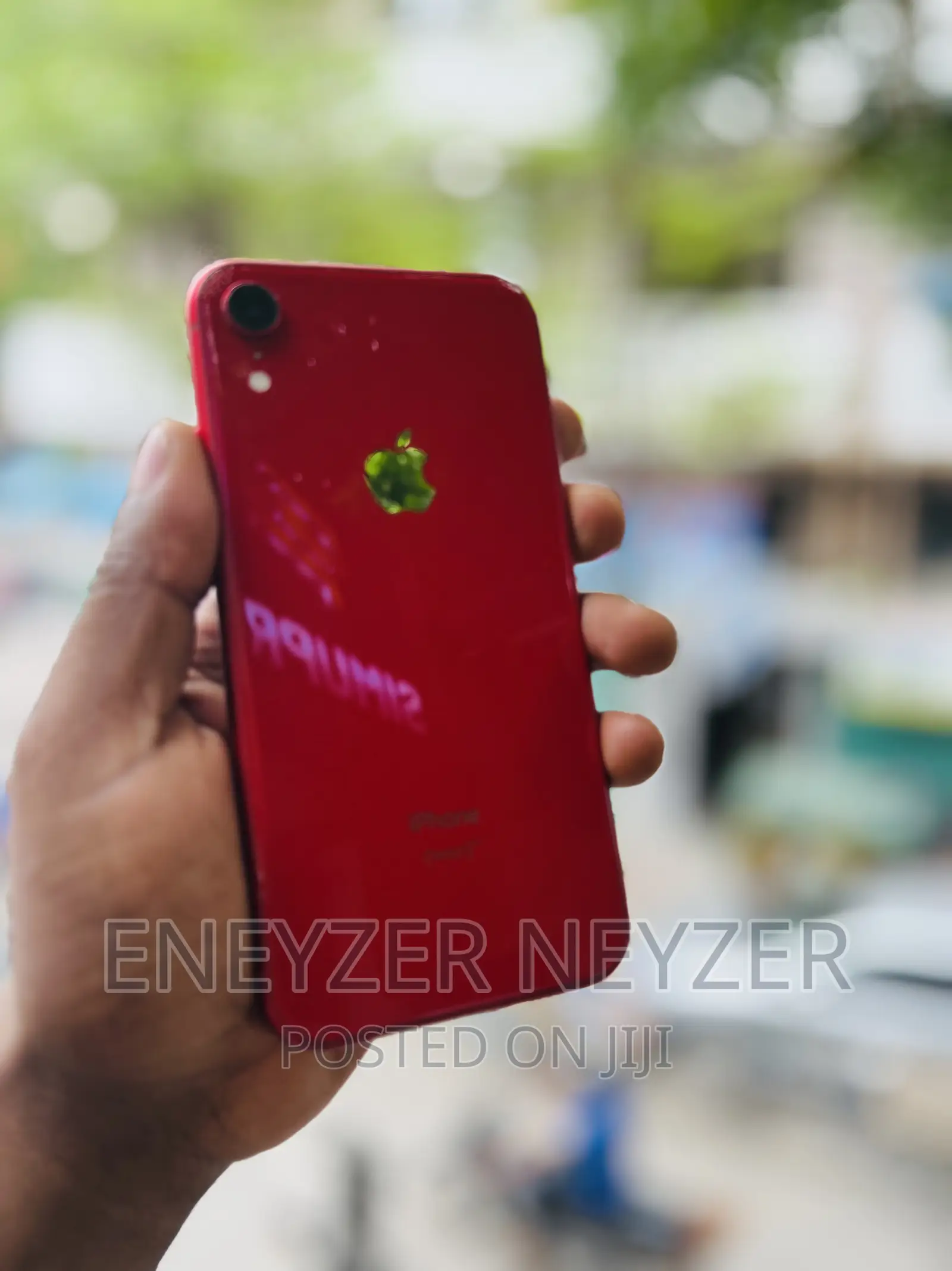 Apple iPhone XR 64 GB Red