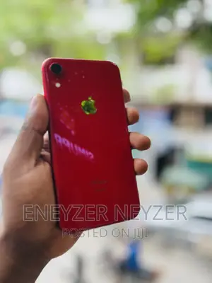 Apple iPhone XR 64 GB Red