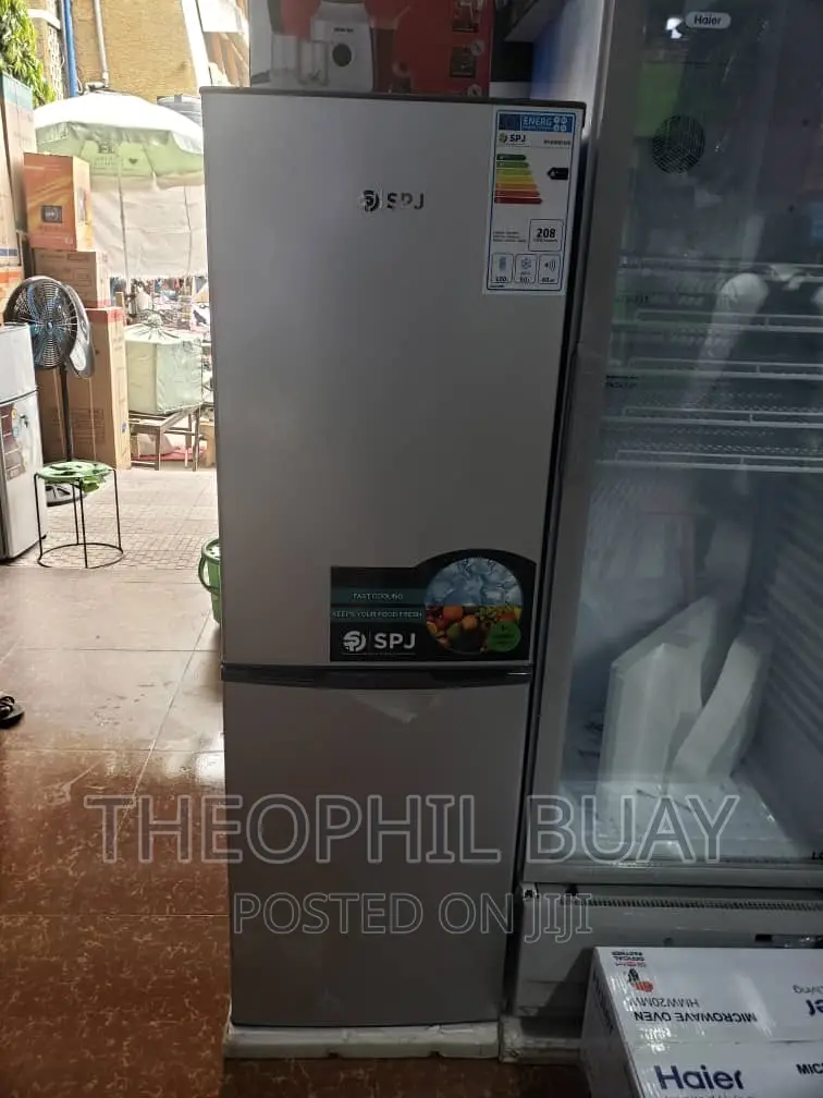 SPJ Refrigerator Double Door Binu 219C 170L Bottom Freezer