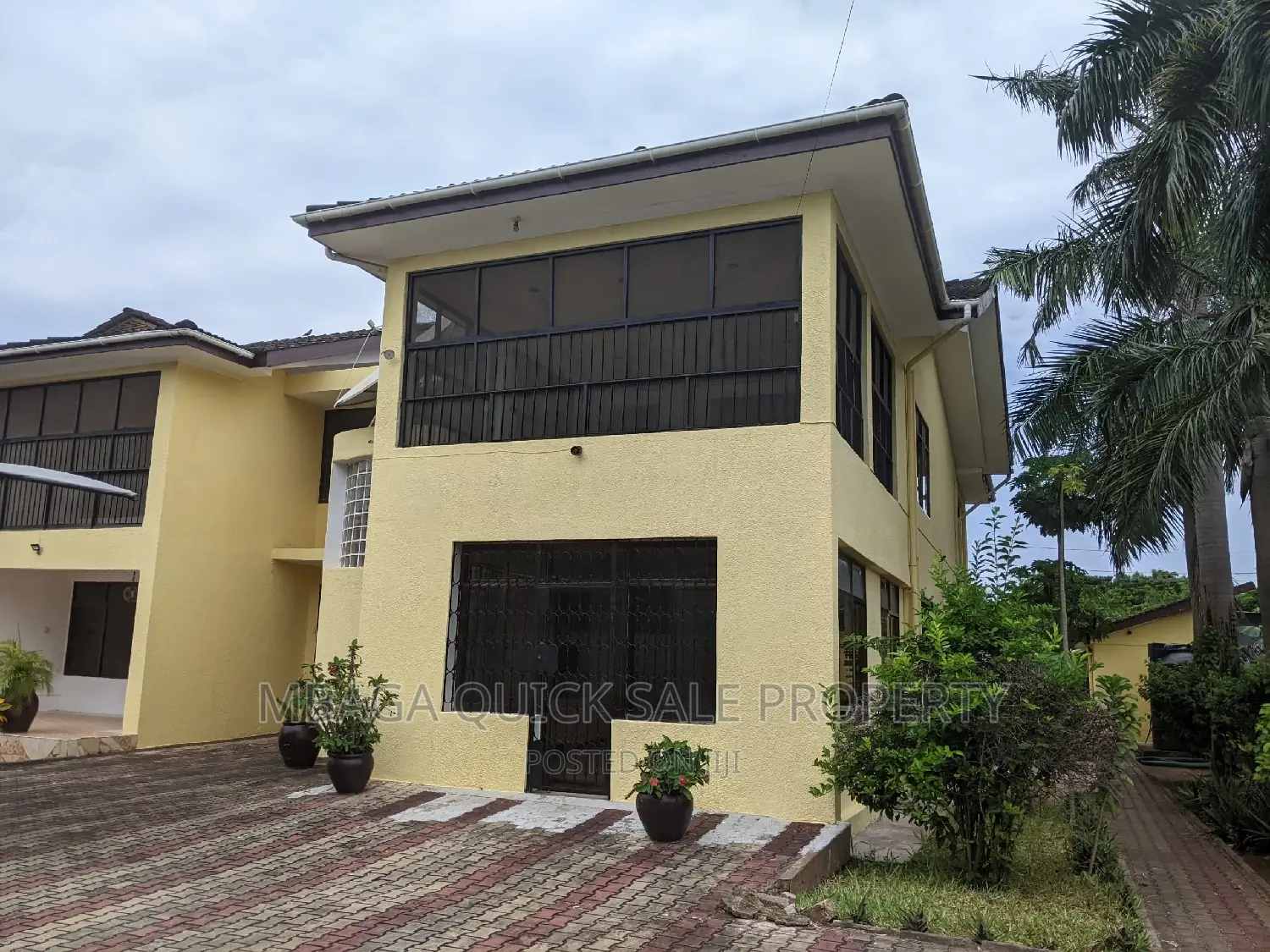 5bdrm Villa in Masaki for rent