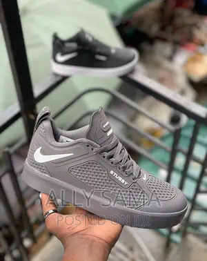Mens Sneakers Brand (NIKE)