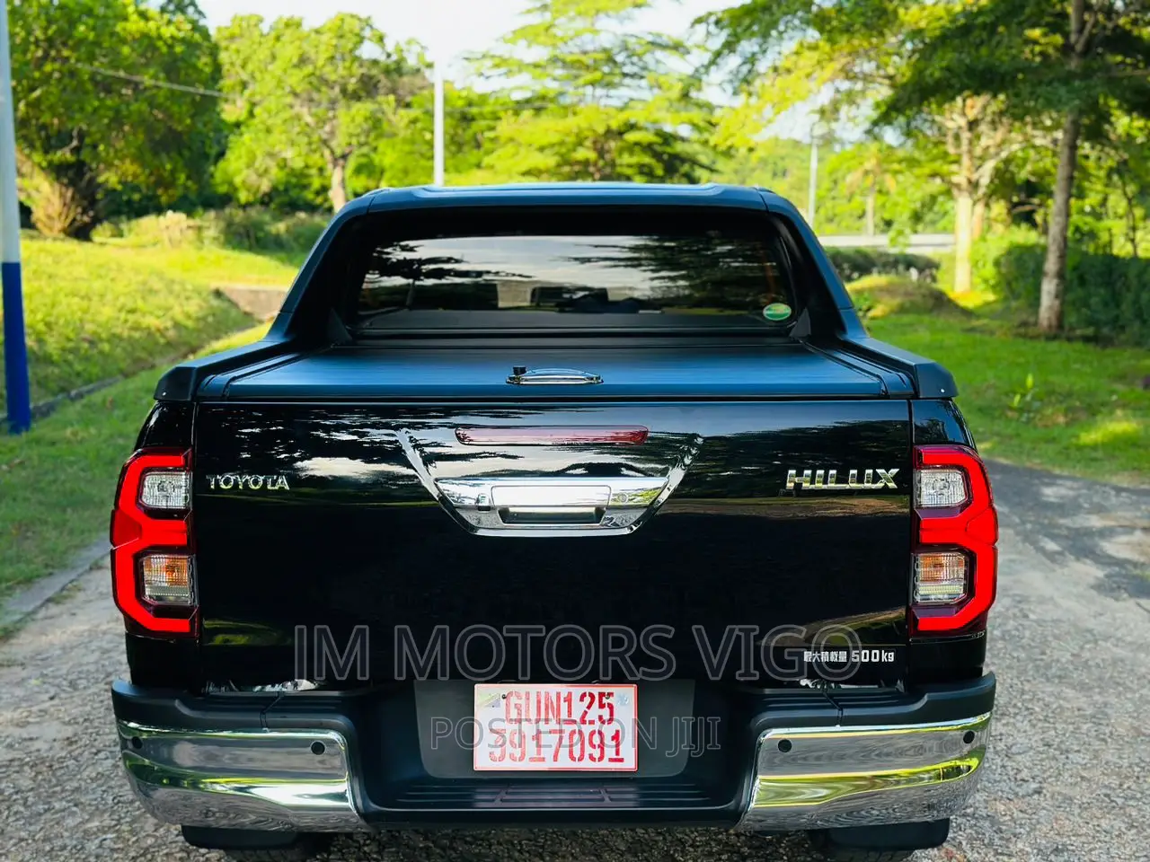 Toyota Hilux 2020 Black