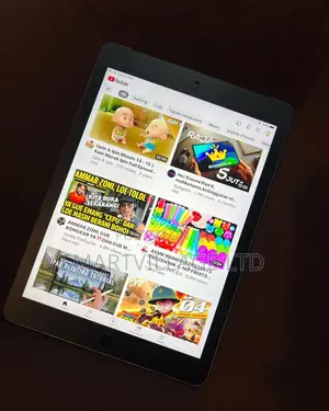 Apple iPad Air 64 GB Gray