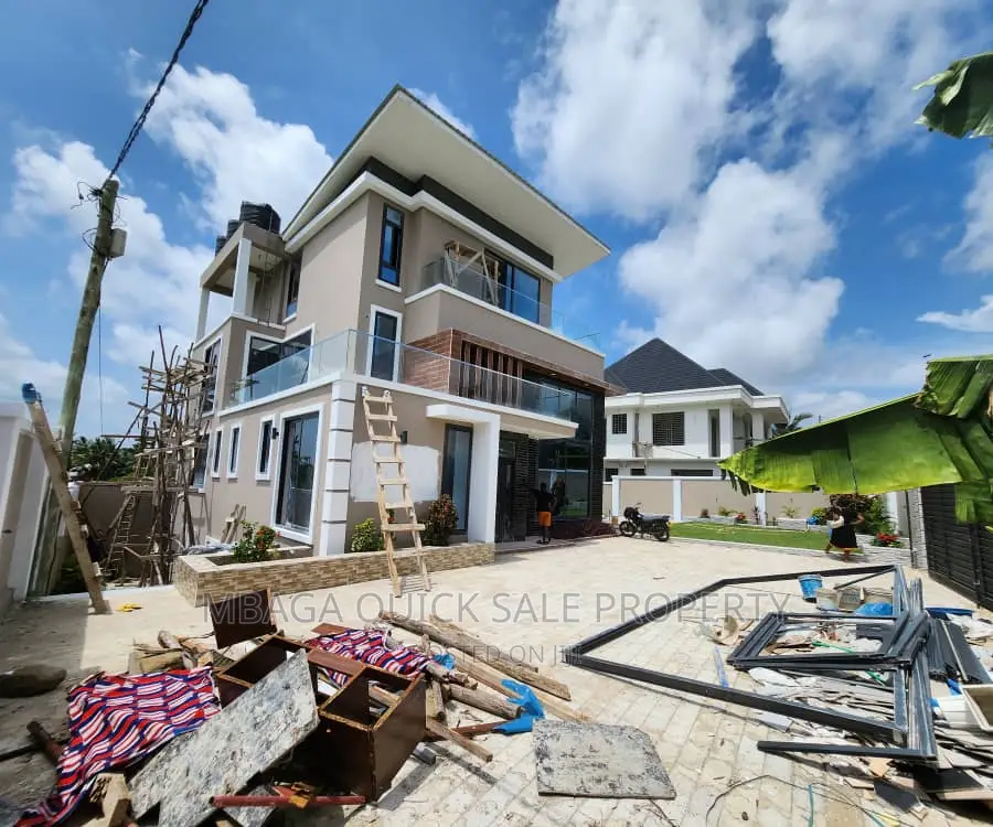 5bdrm House in Goba Kinzudi for sale