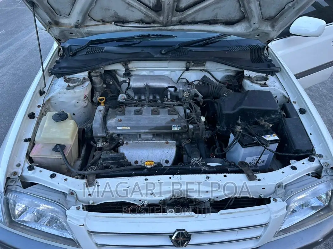 Toyota Corolla 2004 White