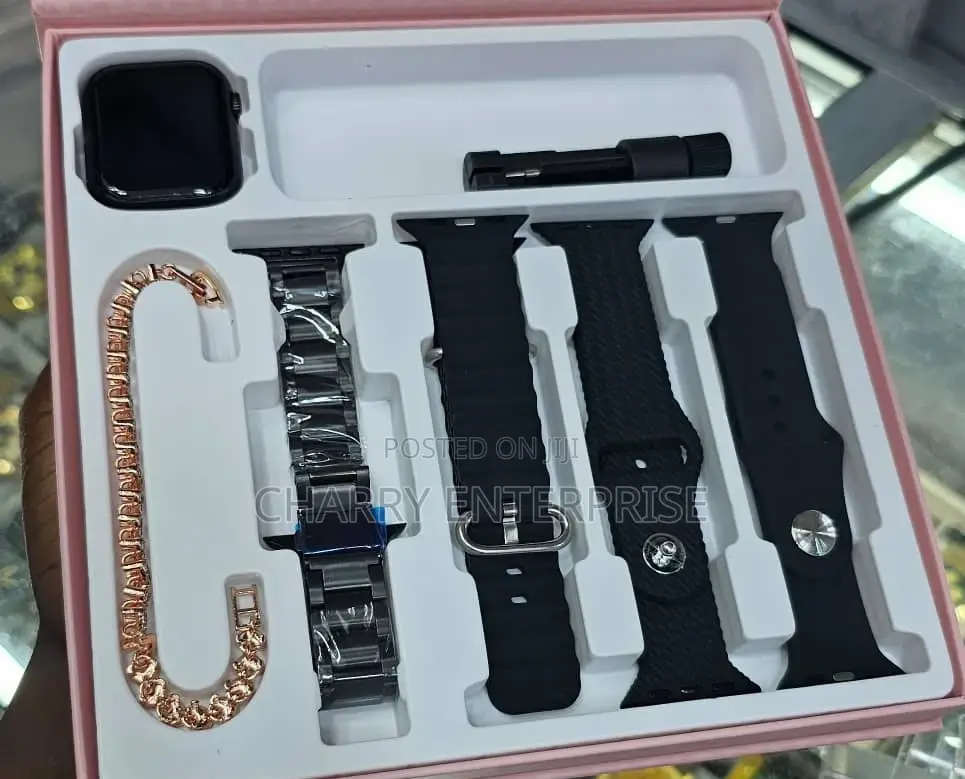 TELZEAL SMART WATCH FROM GERMANYWíth 4 Pairs Stràp