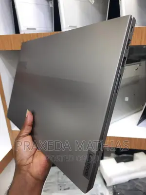 New Laptop Lenovo ThinkBook 15 16GB Intel Core I7 SSD 1T