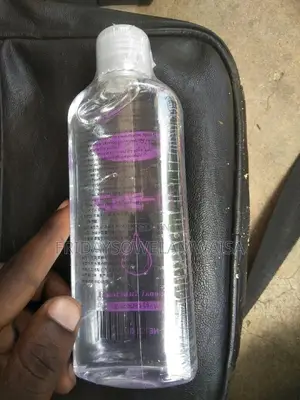 Mafuta Kuondoa Michubuko