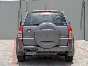 Suzuki Escudo 2006 Gray