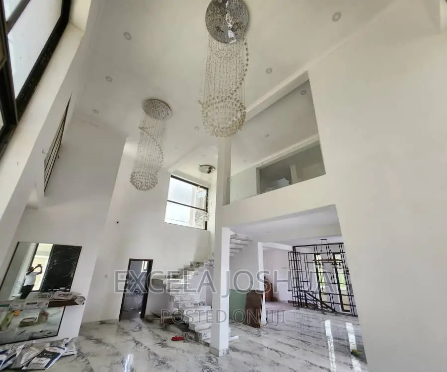 5bdrm House in Excela Joshua, Goba for sale