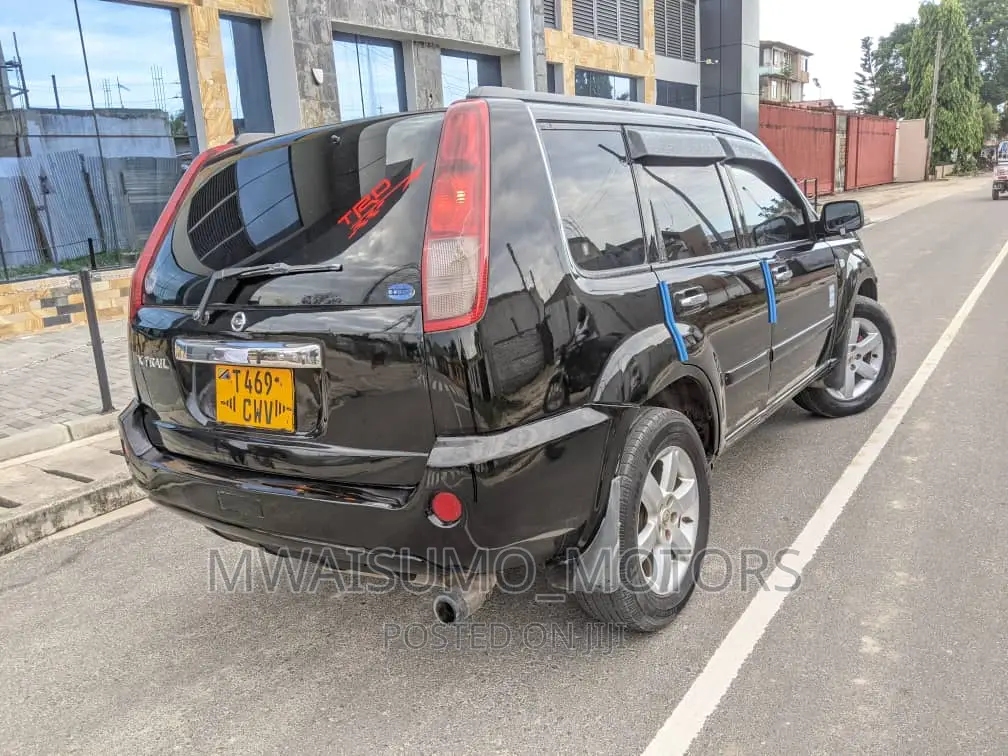 Nissan X-Trail 2003 Black