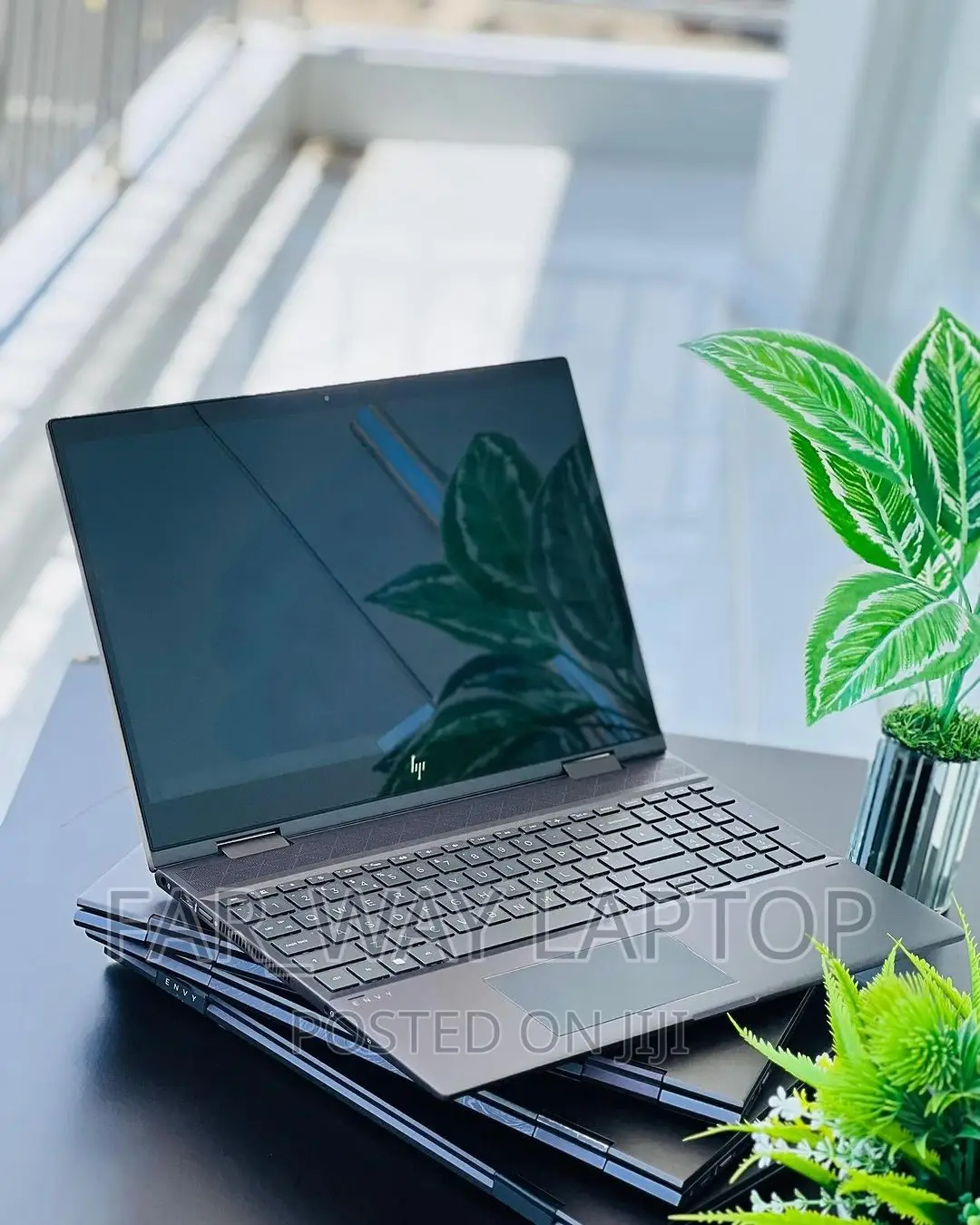 New Laptop HP Envy 15 16GB AMD Ryzen 5 SSD 256GB