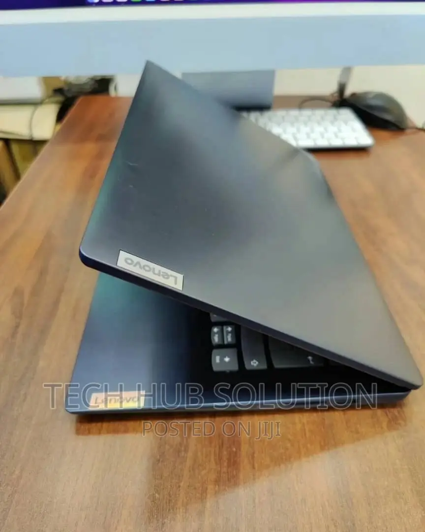 New Laptop Lenovo Lrgion 7i 16GB Intel Core i7 SSD 512GB