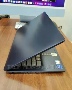 New Laptop Lenovo Lrgion 7i 16GB Intel Core i7 SSD 512GB